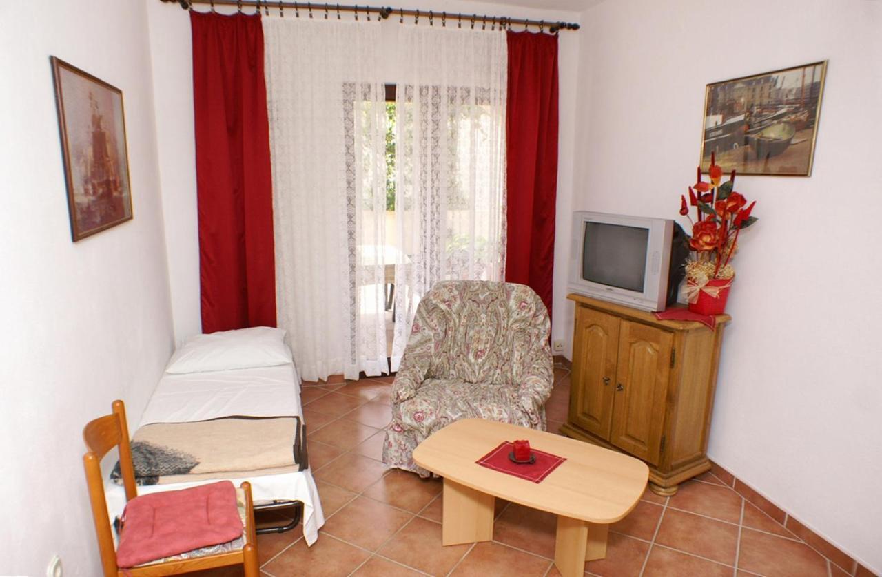 Apartment Mandre 523B Kolan Luaran gambar
